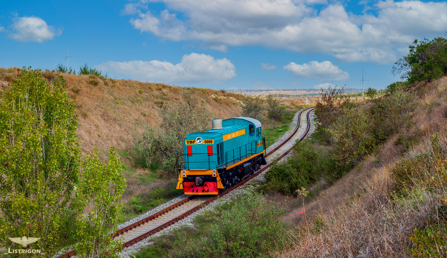 ТГМ4Б-0008