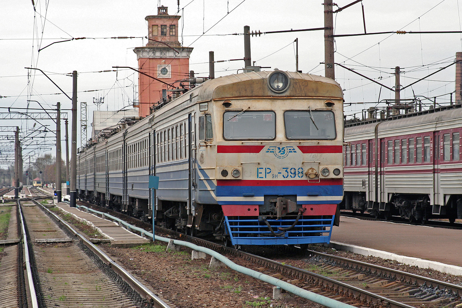 ЭР9М-398