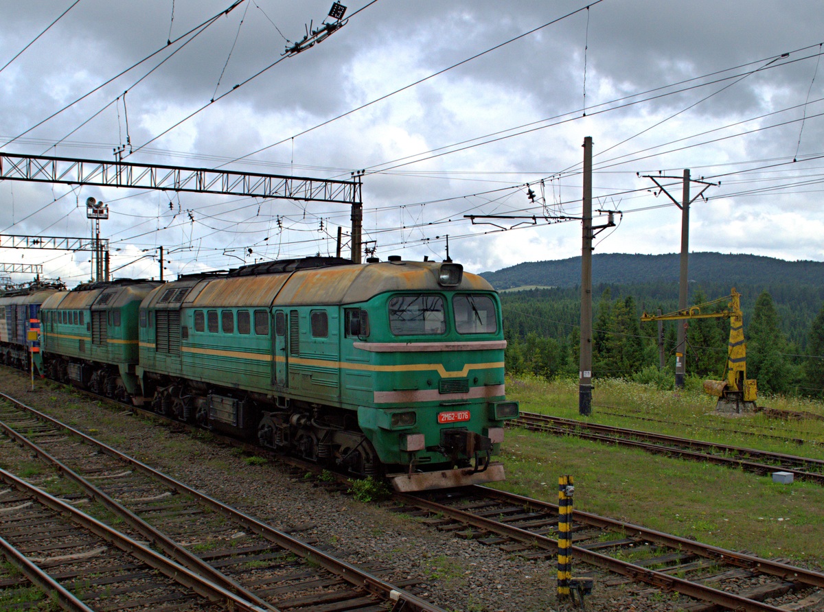 2М62-1076
