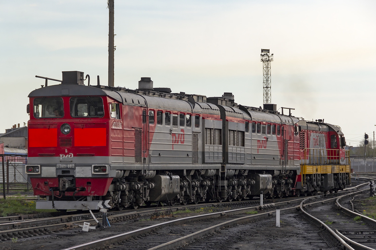 2ТЭ10УТ-0012