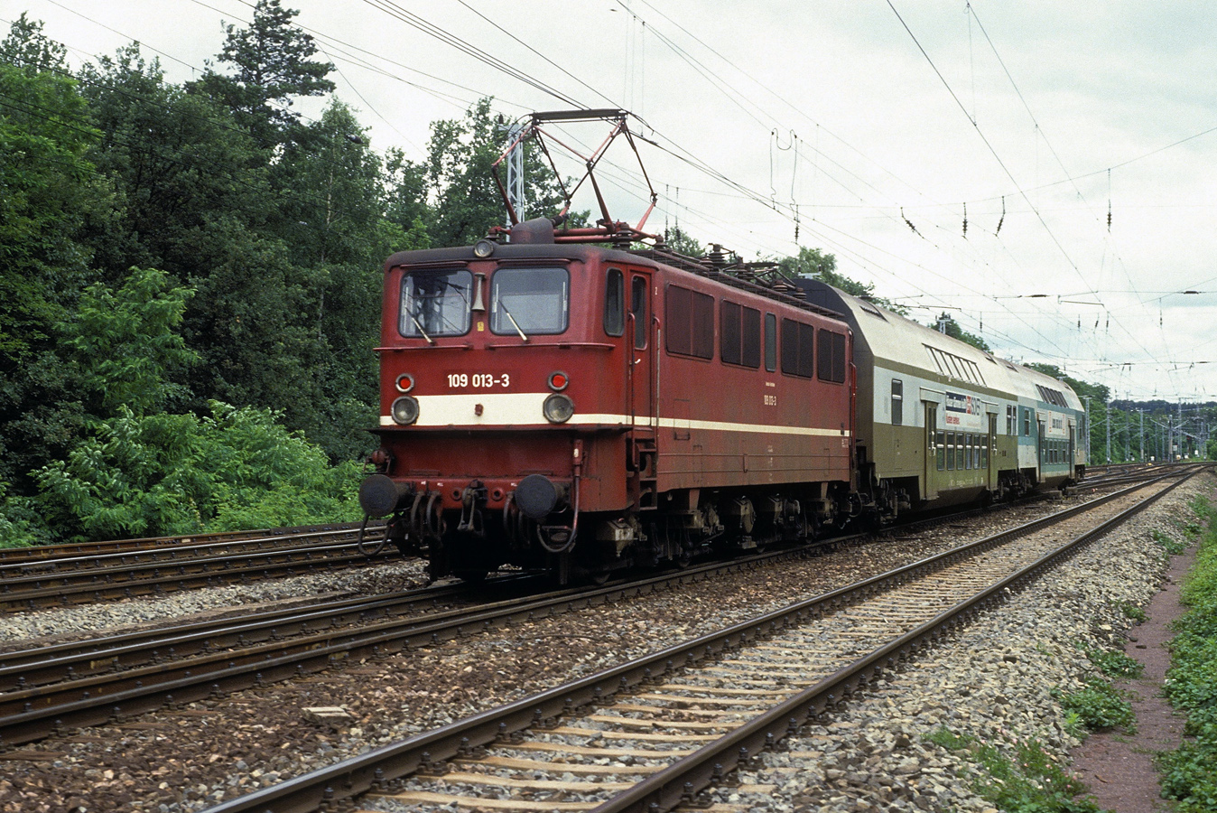 109 013-3