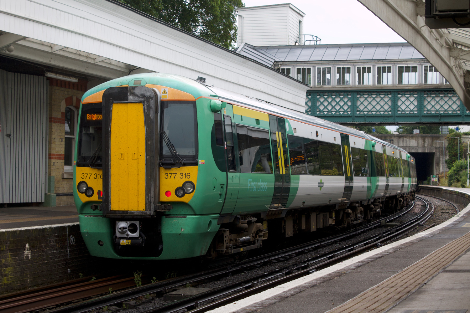 377316