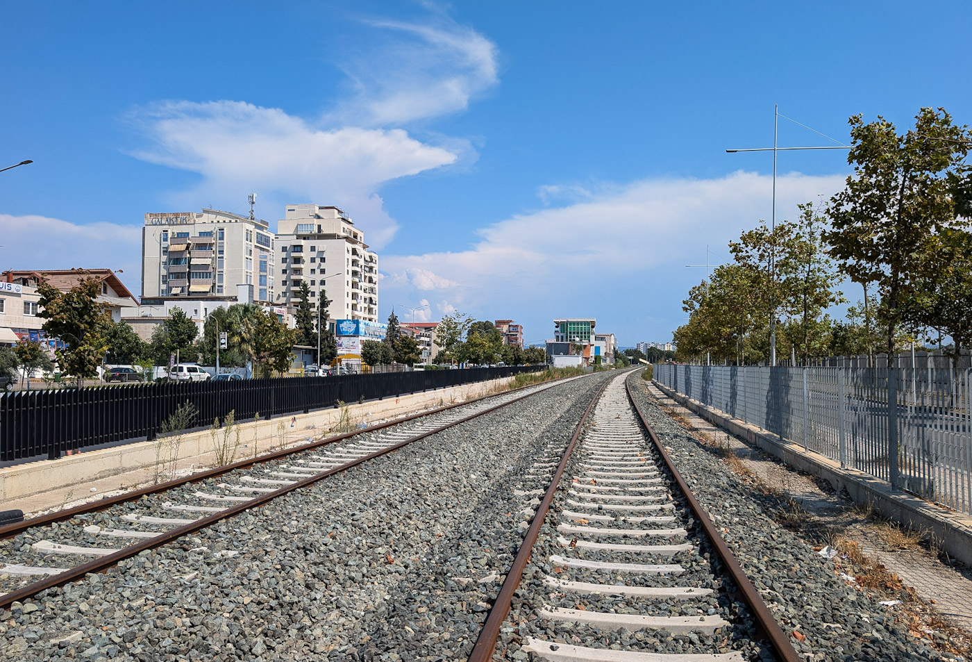 Железные дороги Албании — Станции и перегоны