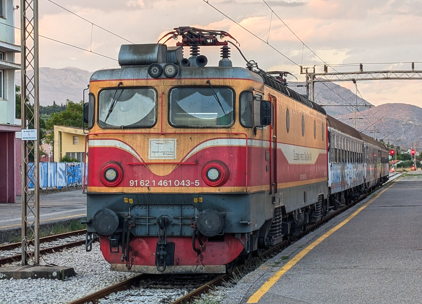 461-043