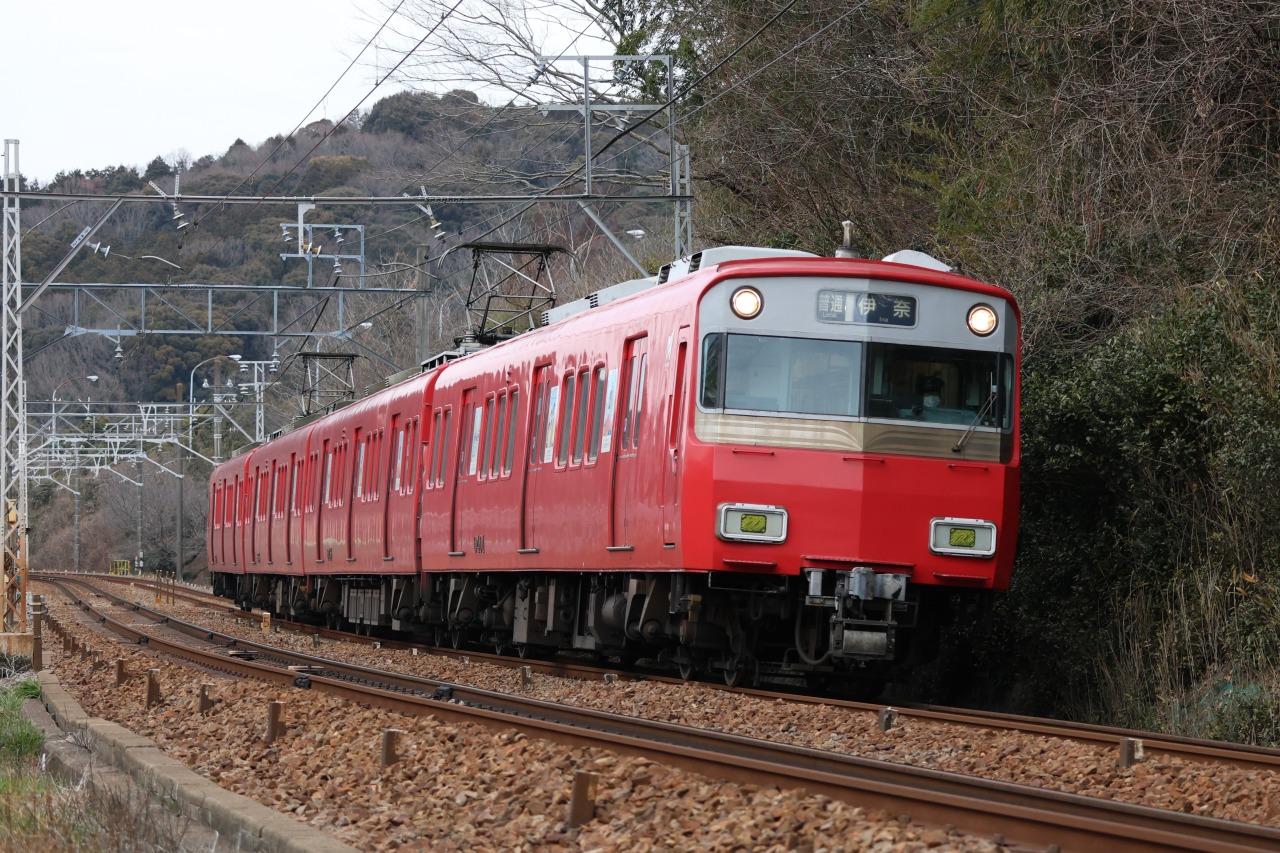 6401