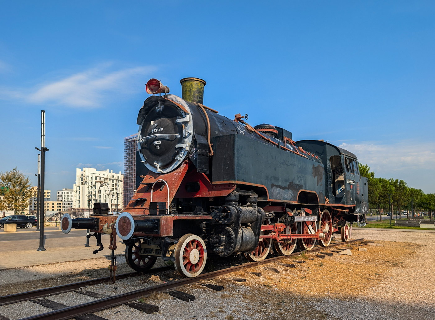 TKt48-02