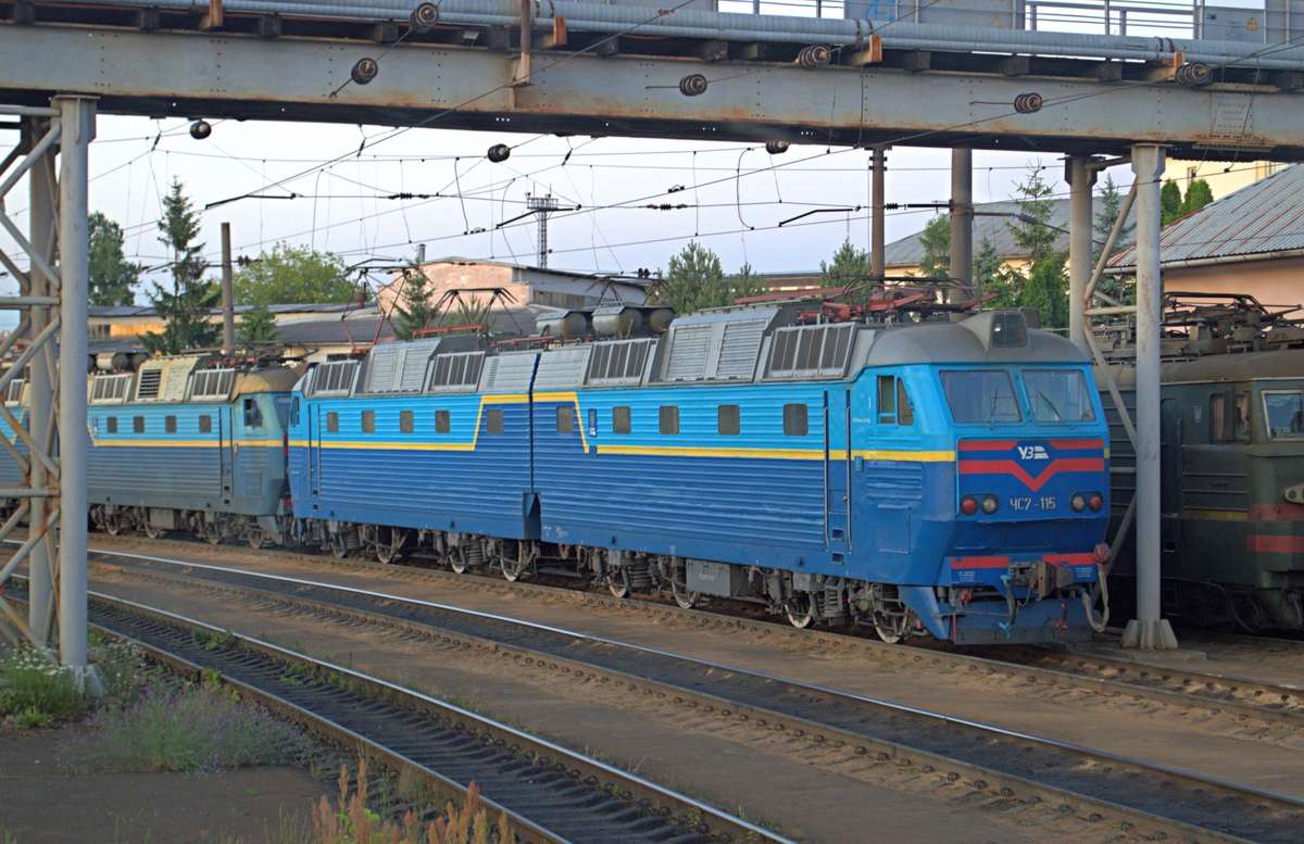 ЧС7-115