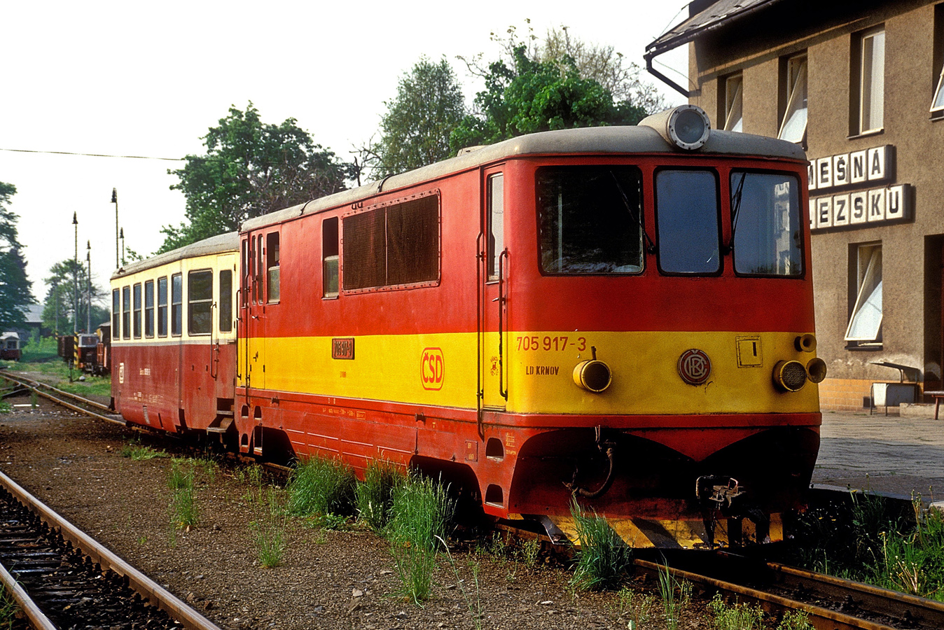 705 917-3
