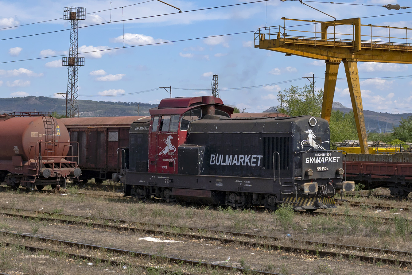 55 182