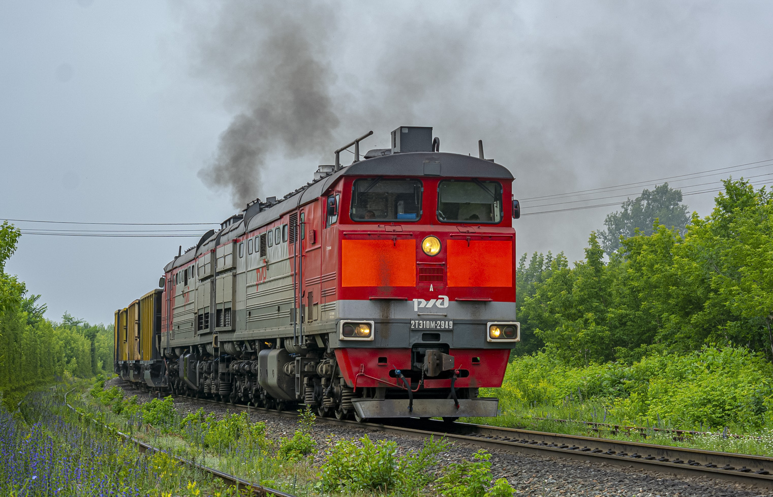 2ТЭ10М-2949
