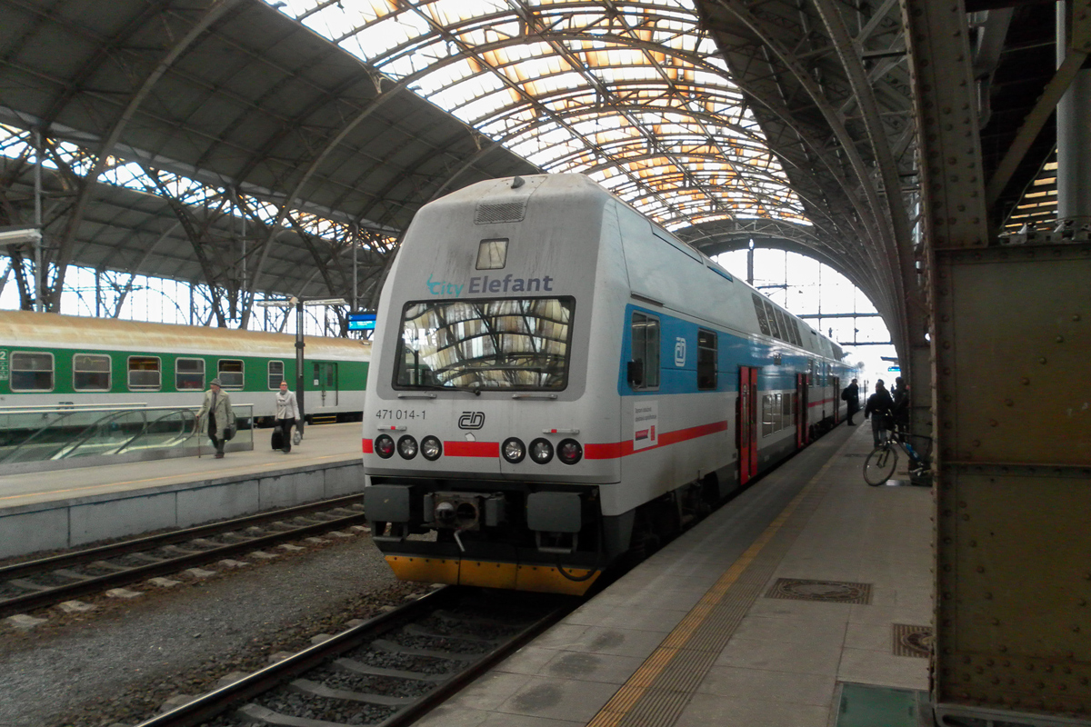 471 014