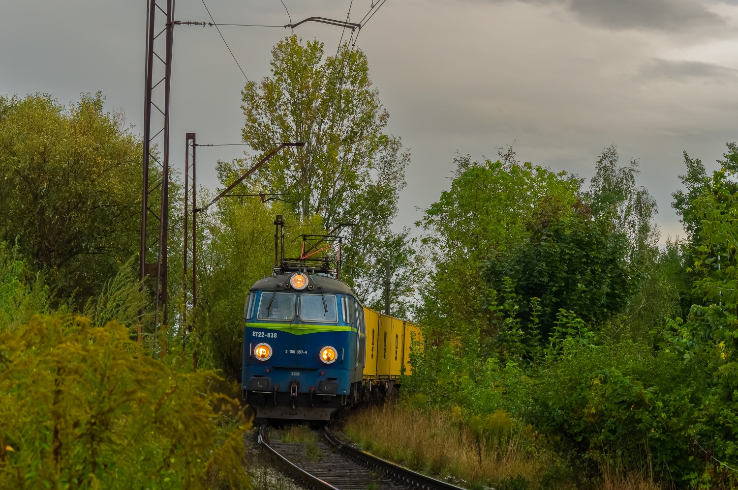 ET22-838