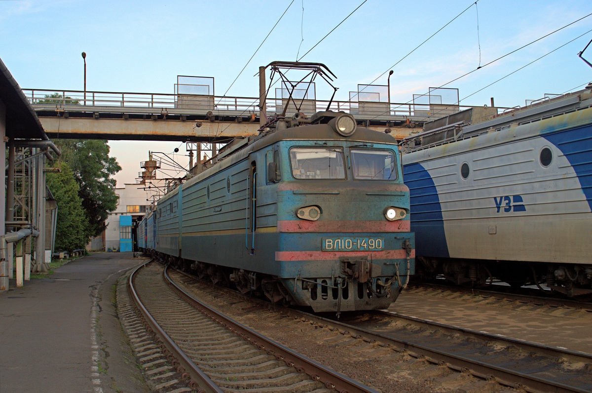 ВЛ10-1490