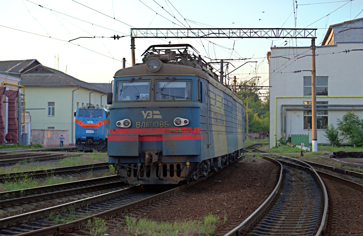 ВЛ11М-108