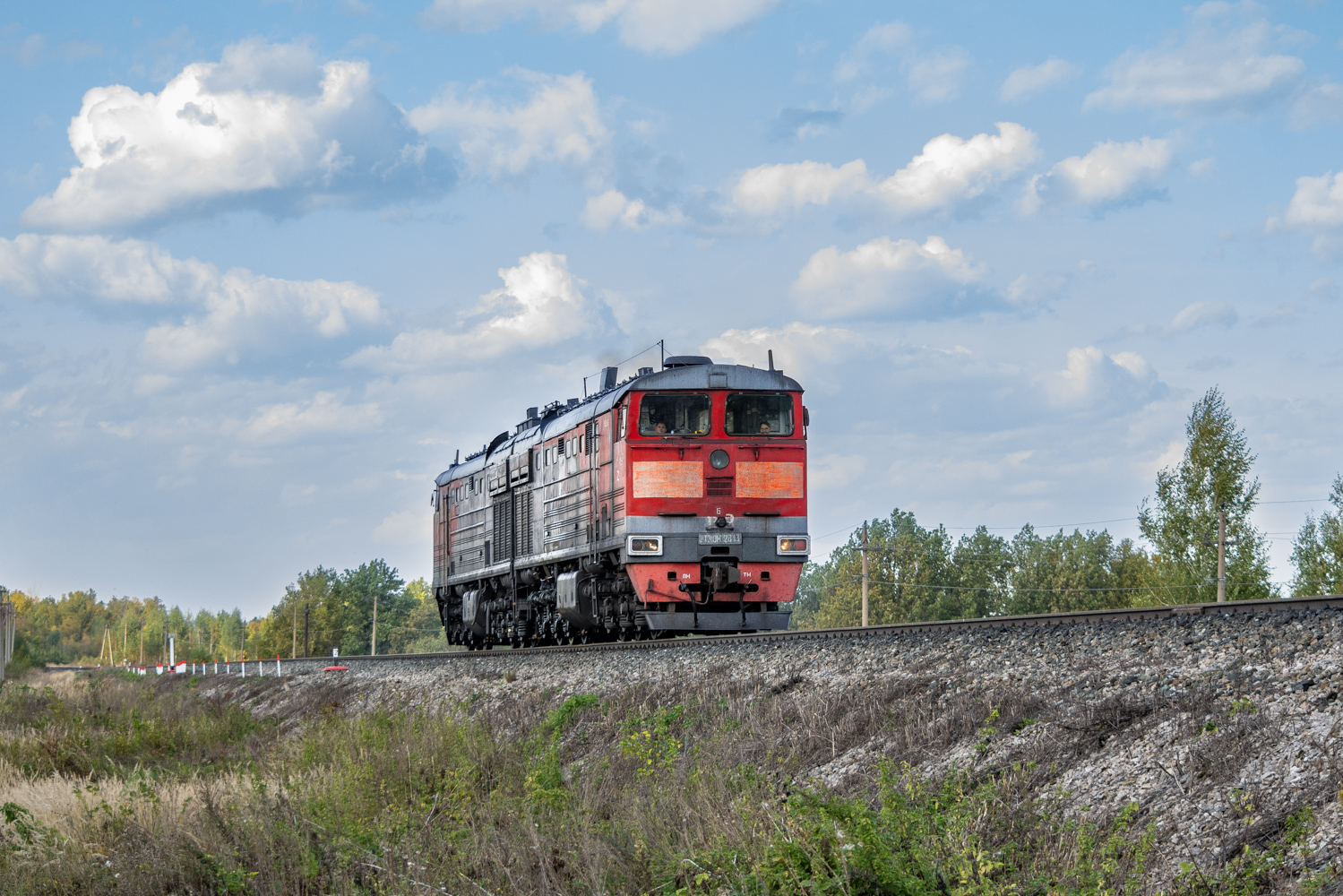 2ТЭ10М-2843