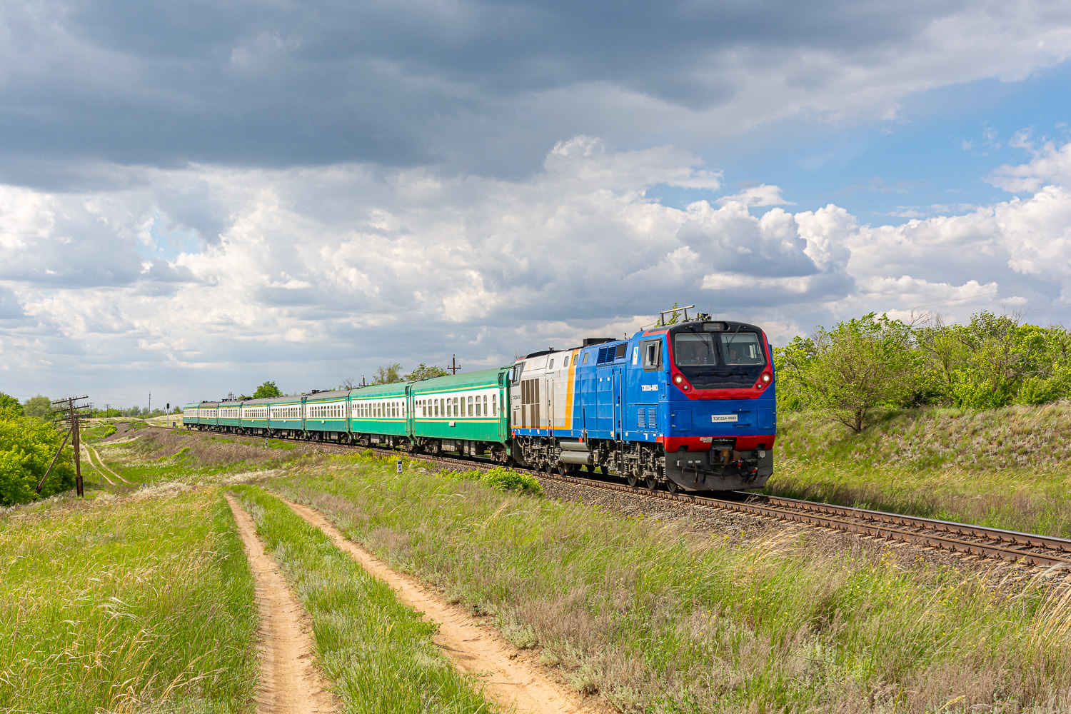 ТЭП33А-0083
