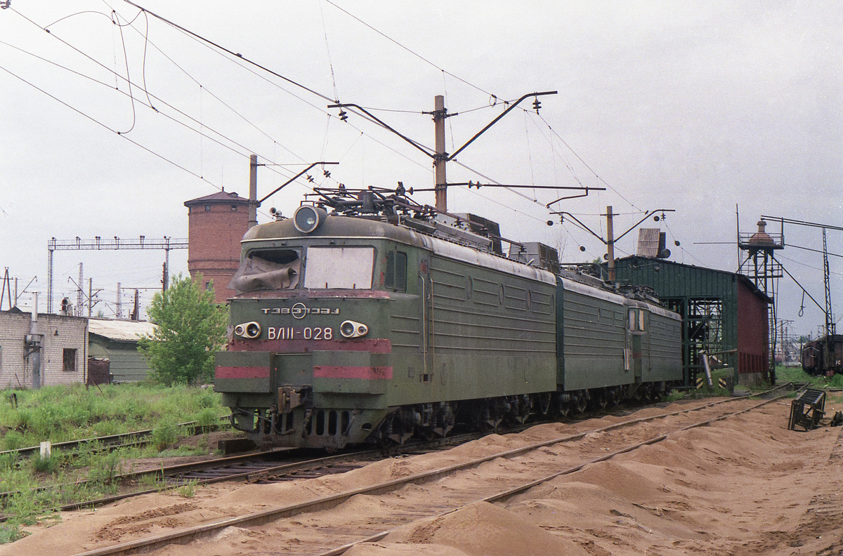 ВЛ11-028