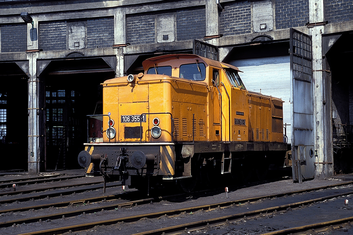 106 355-1