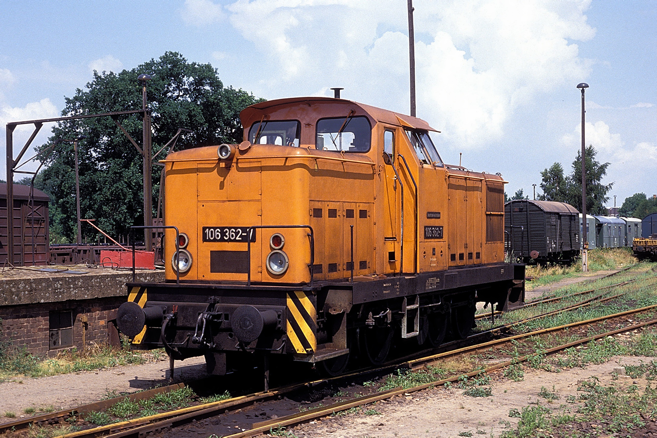 106 362-7