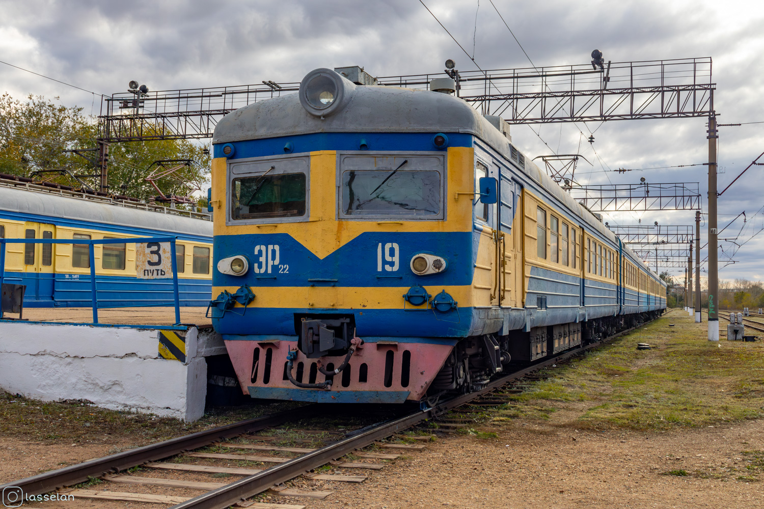ЭР22-19