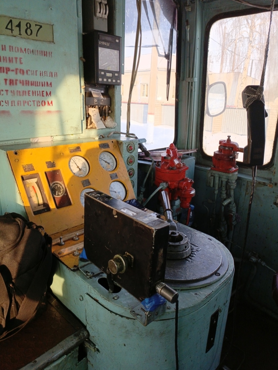 ЧМЭ3-4187 ЧМЭ3-4187