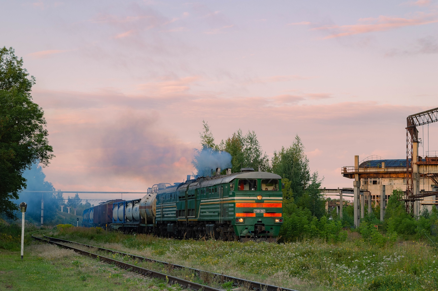 2ТЭ10М-2852