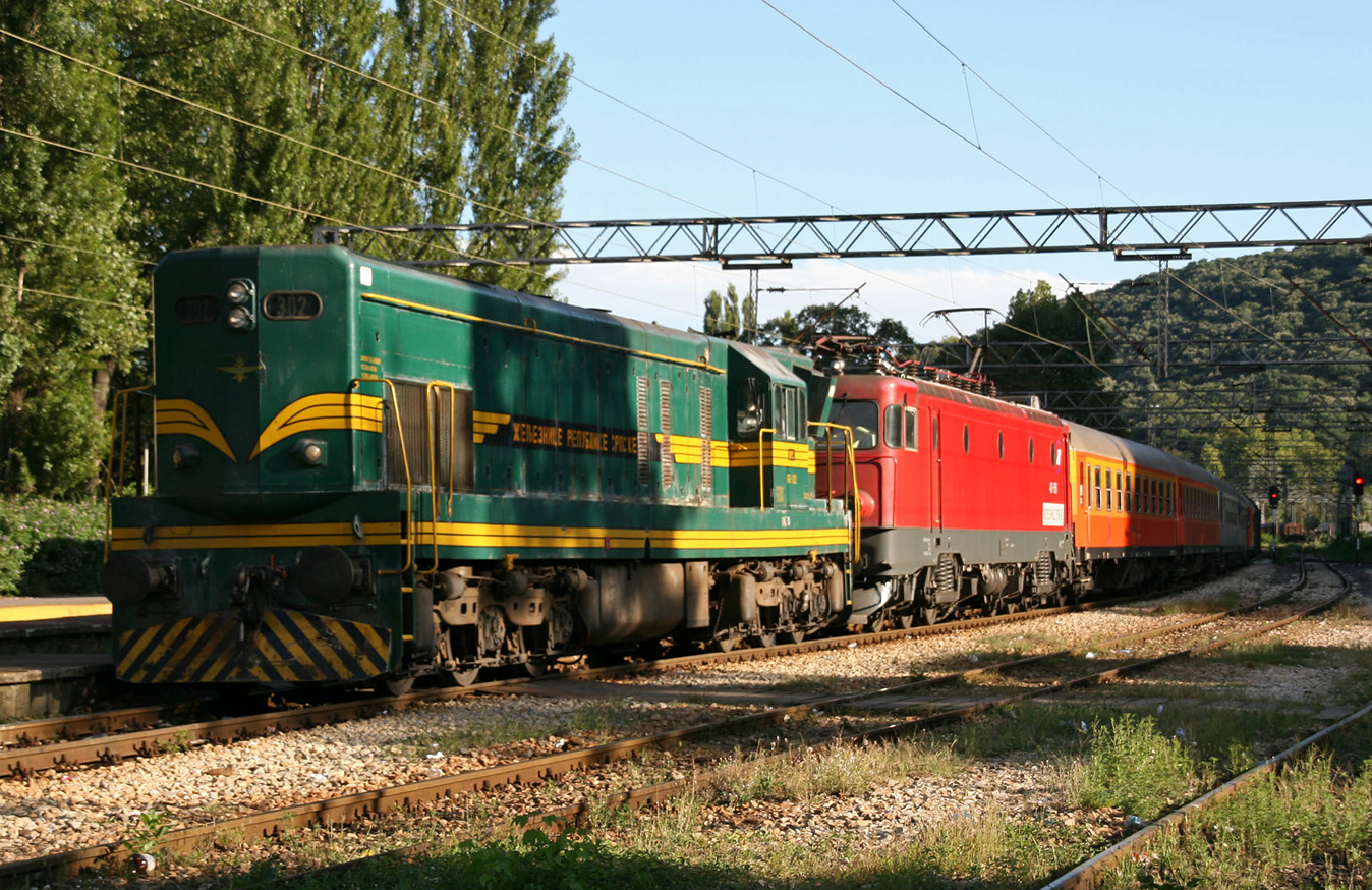 661-302