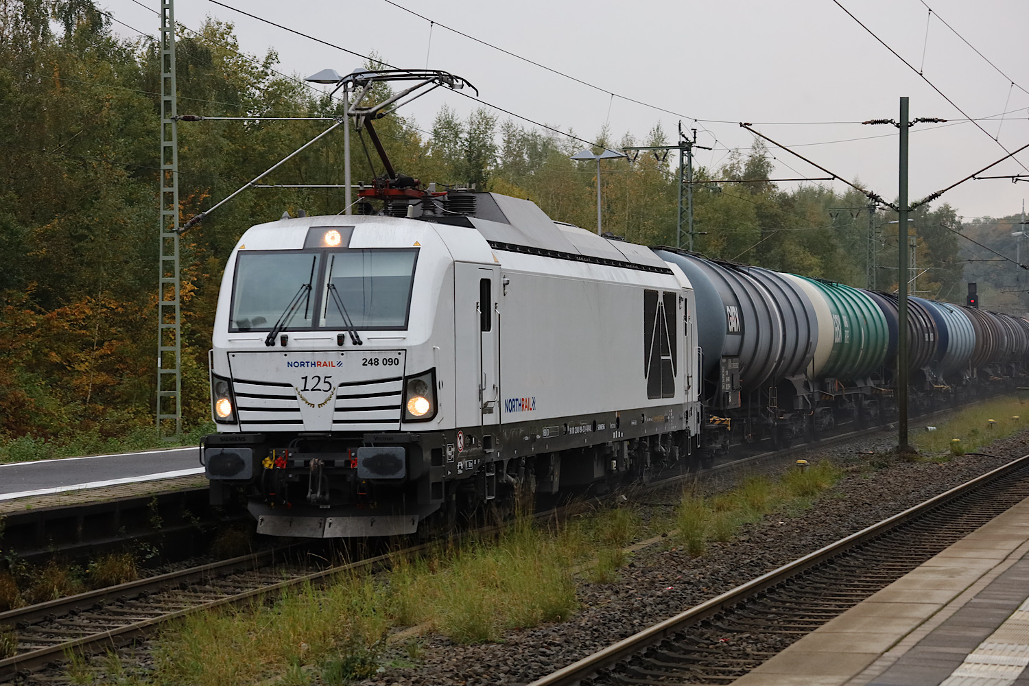 248 090
