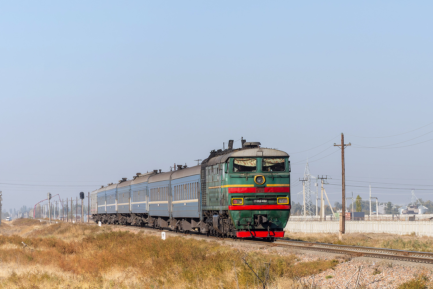 2ТЭ10В-4661