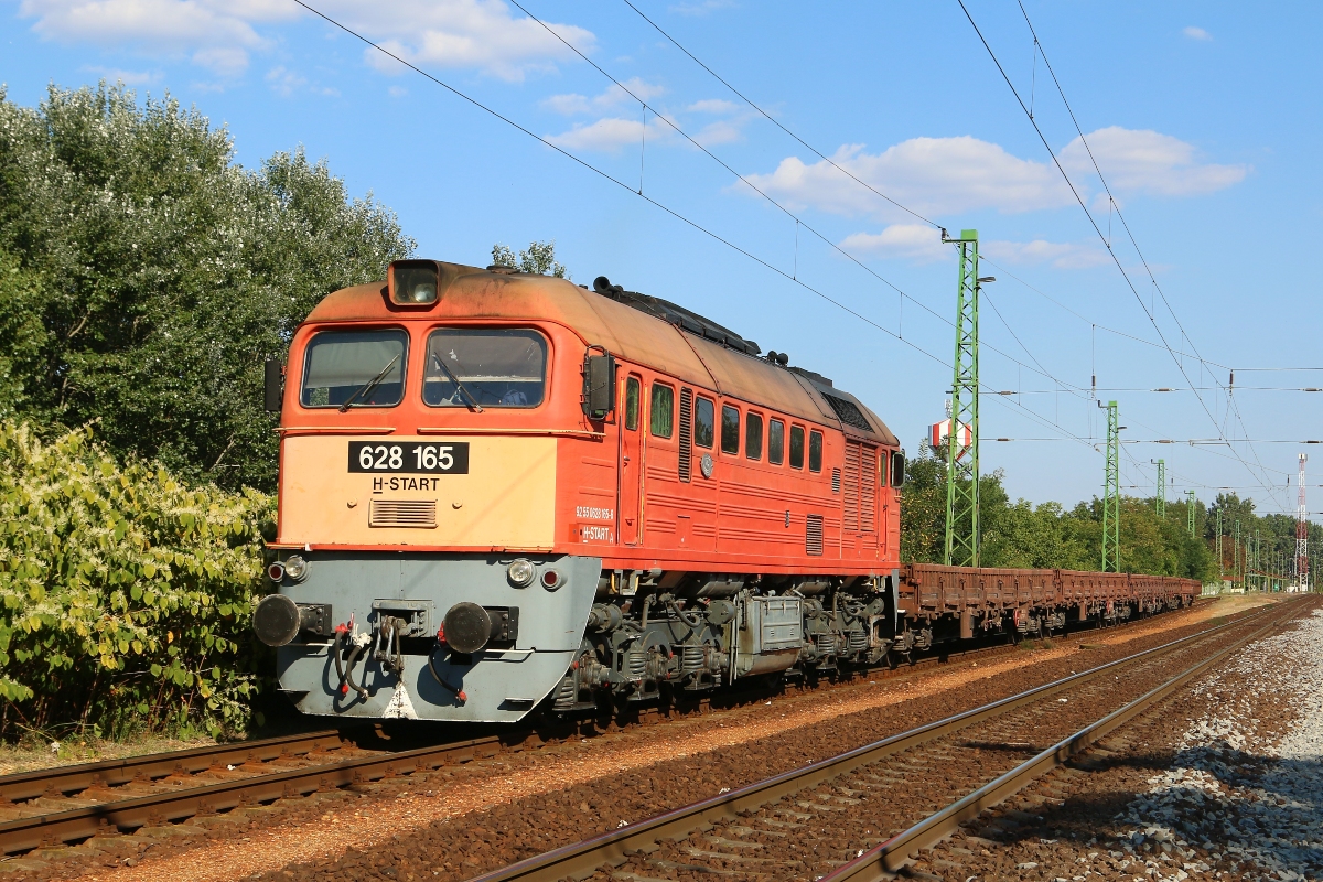628 165