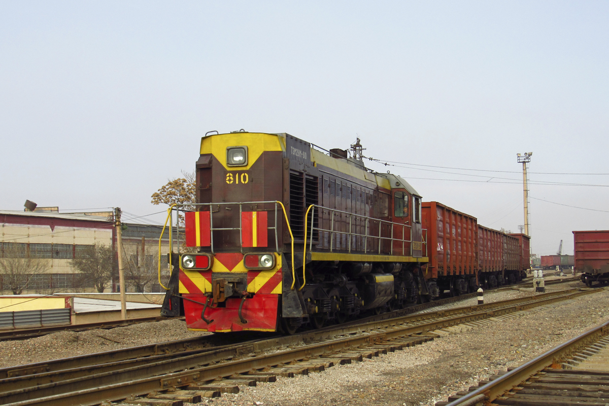 ТЭМ2УМ-810 ТЭМ2УМ-810