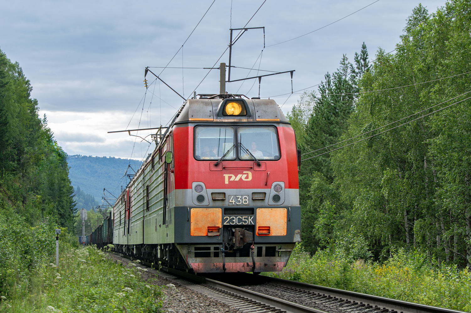 2ЭС5К-438 2ЭС5К-438