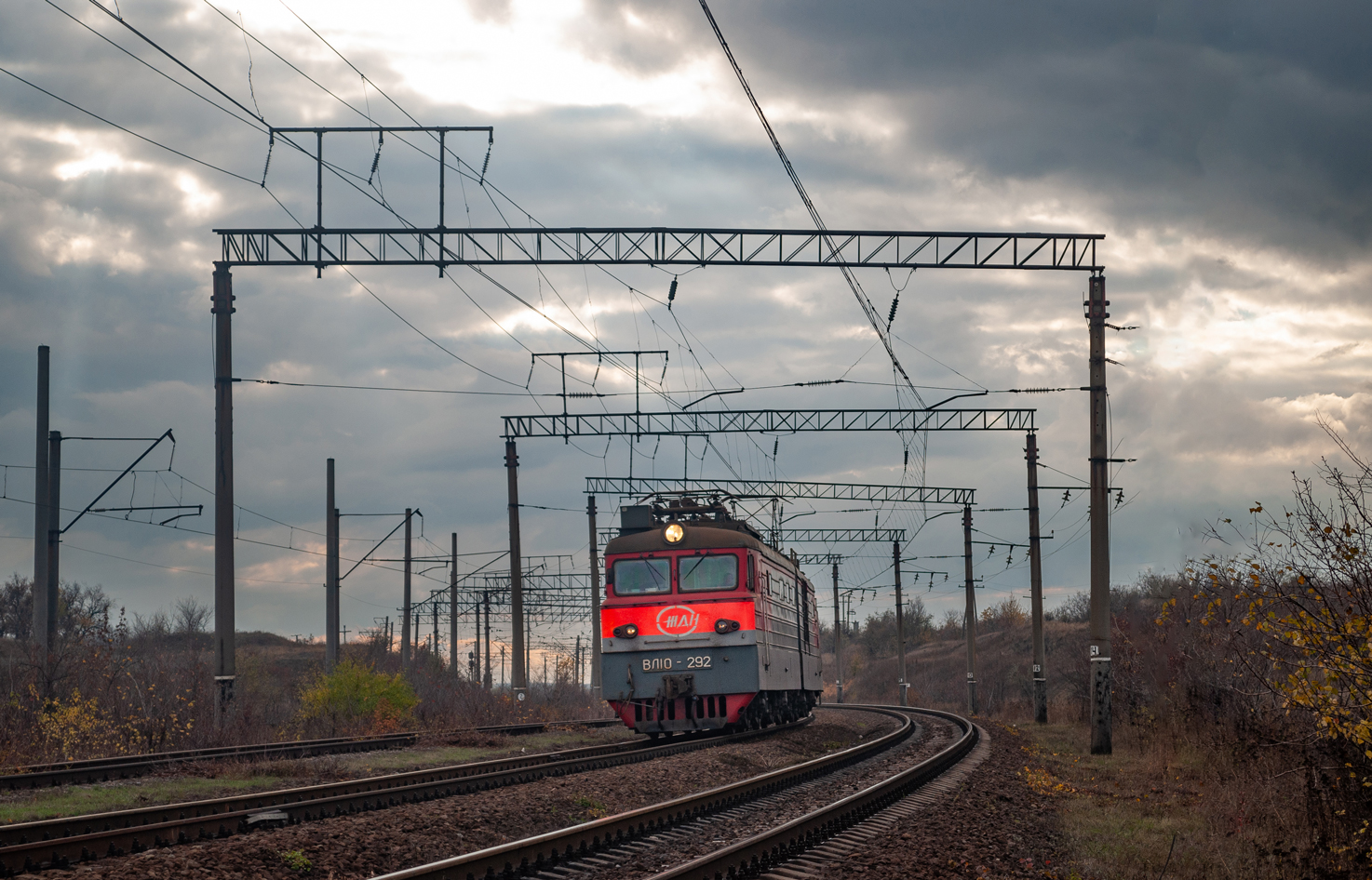 ВЛ10-292