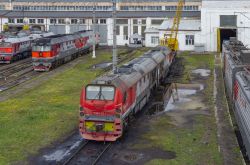 2М62-0726 (Moscow Railway); ТЭП70-0551 (South-Eastern Railway); ТГ16М-004 (Moscow Railway)