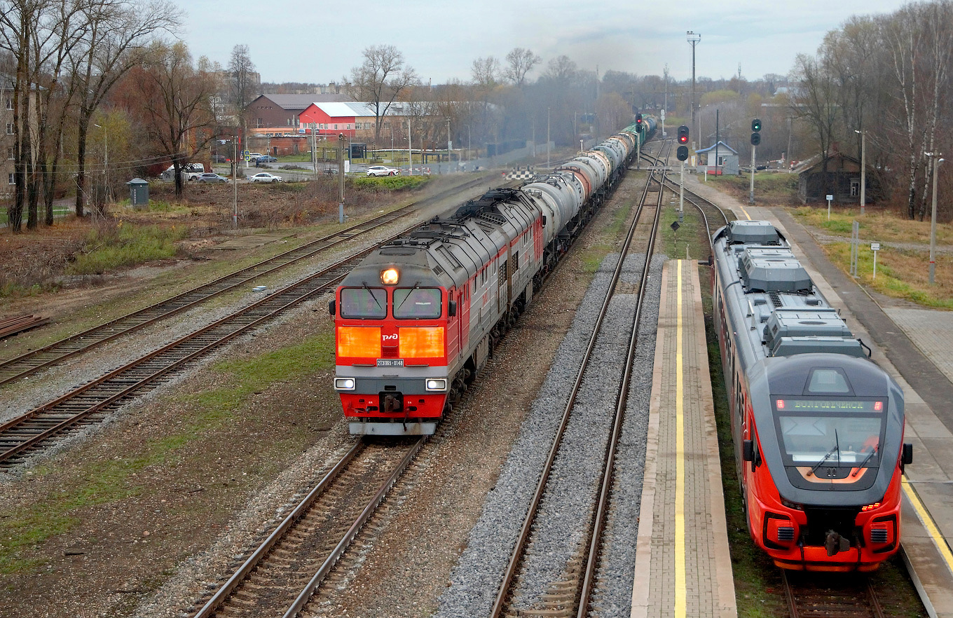 2ТЭ116У-0148; РА3-058