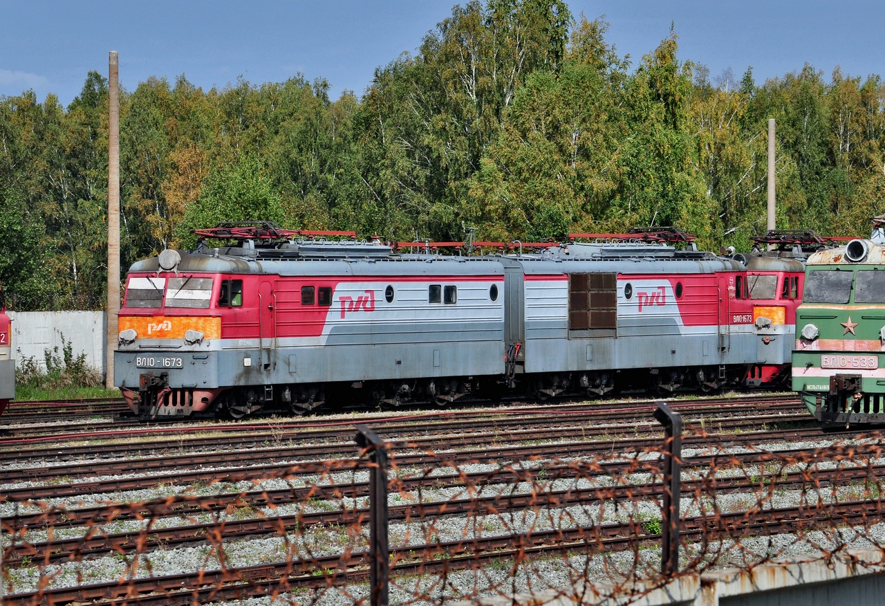 ВЛ10-1673