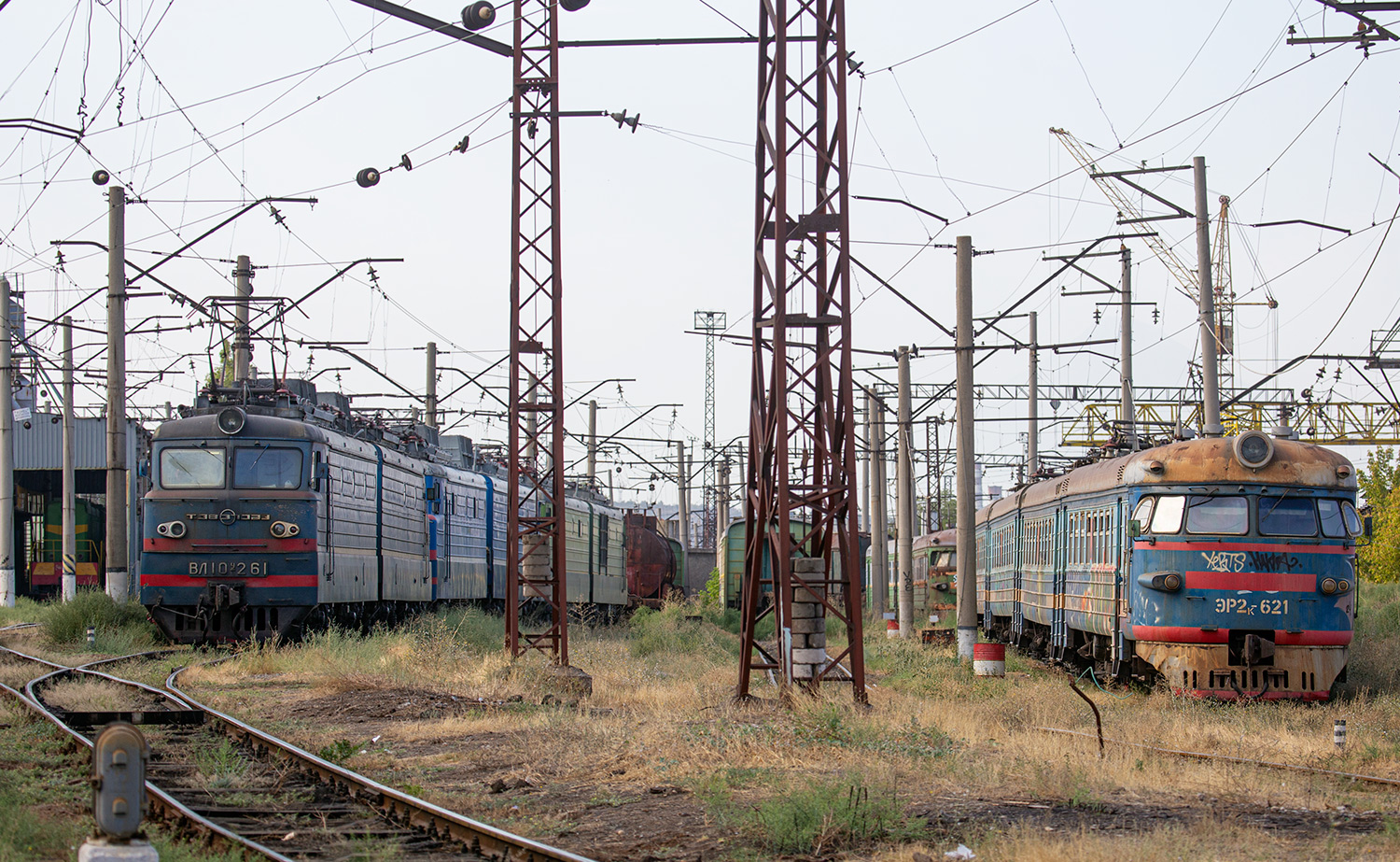 ВЛ10У-261; ЭР2К-621