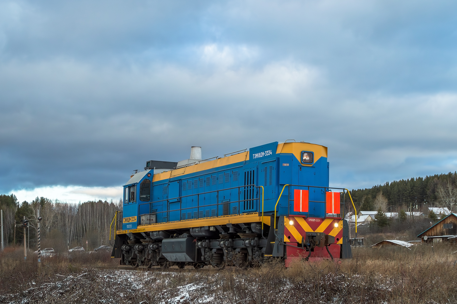 ТЭМ18ДМ-3334