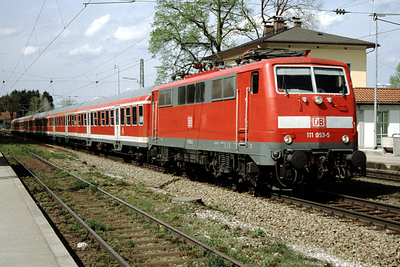 111 053-5