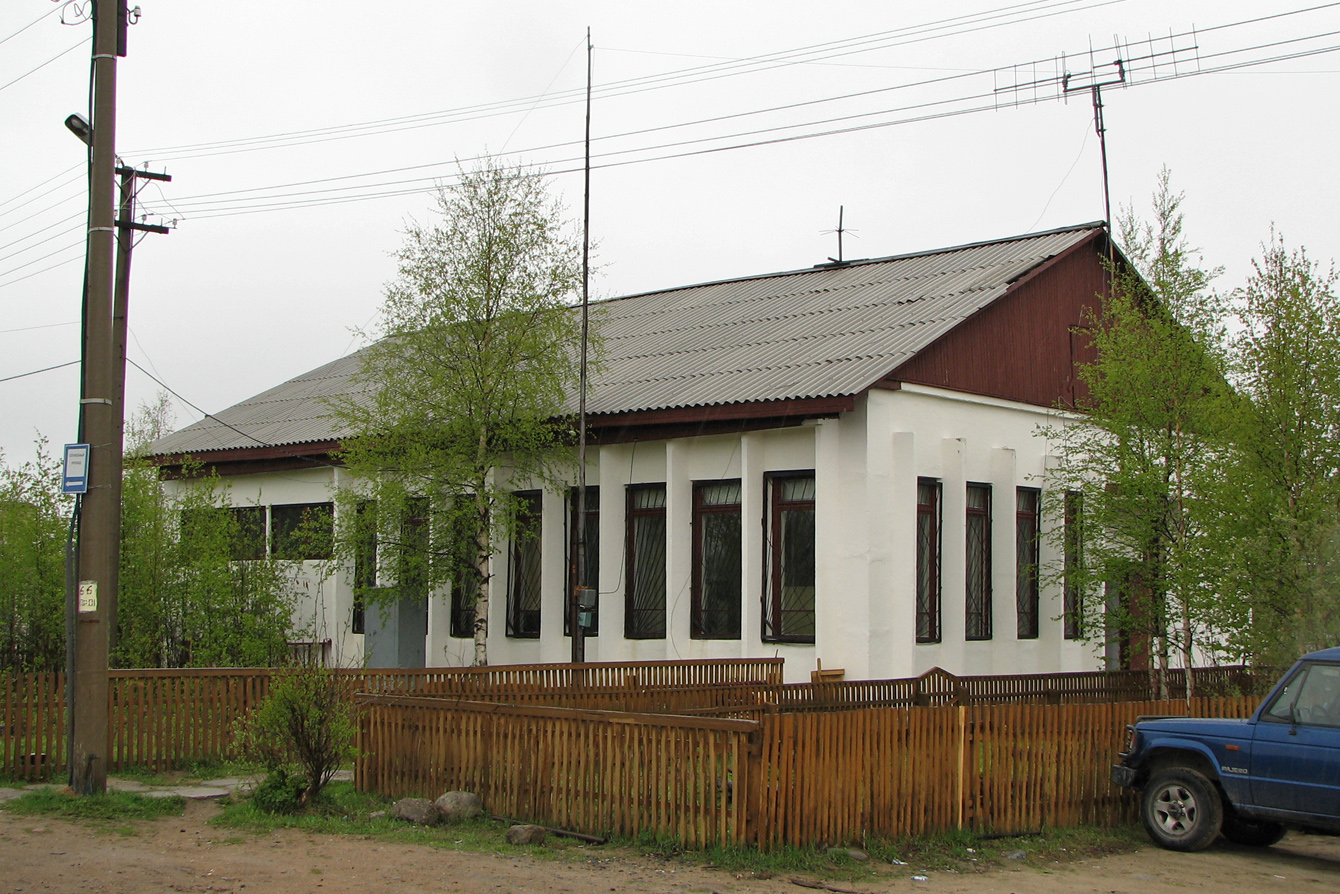 October Railway &mdash; Stations & ways