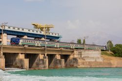 ЭР9Е-607 (Узбекская железная дорога)