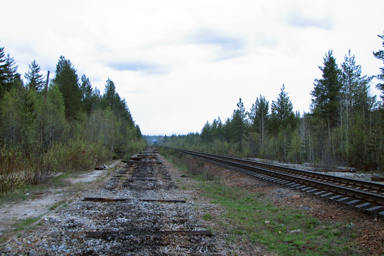 October Railway &mdash; Stations & ways