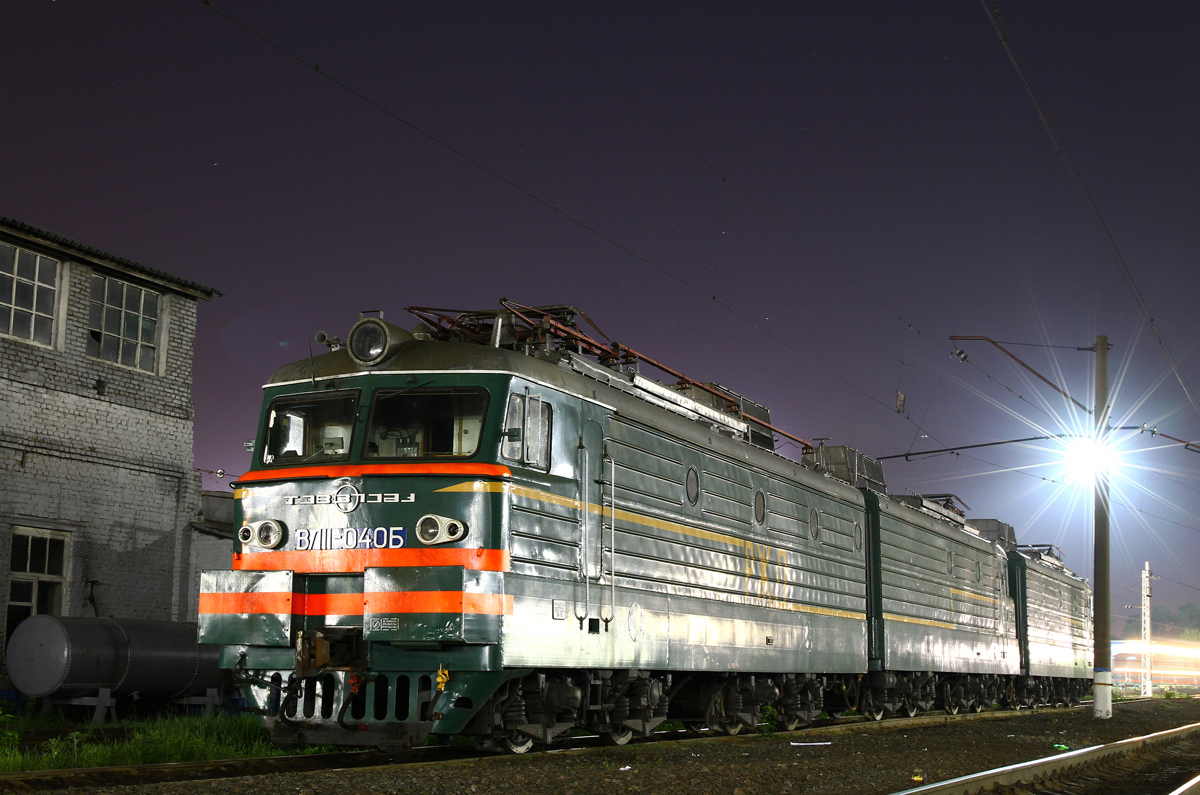 ВЛ11-040