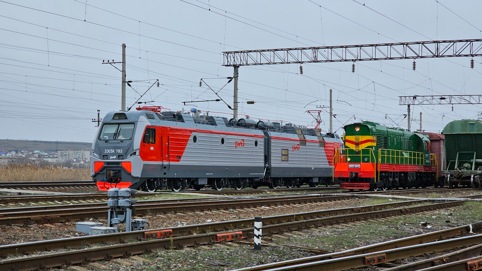 2ЭС5К-782; ЧМЭ3-6047