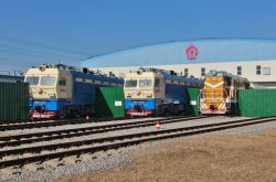 SS4-6001 (China Railway Corporation); SS4-0168 (China Railway Corporation); DF7C-5006 (China Railway Corporation)