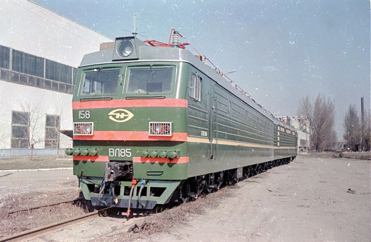 ВЛ85-158