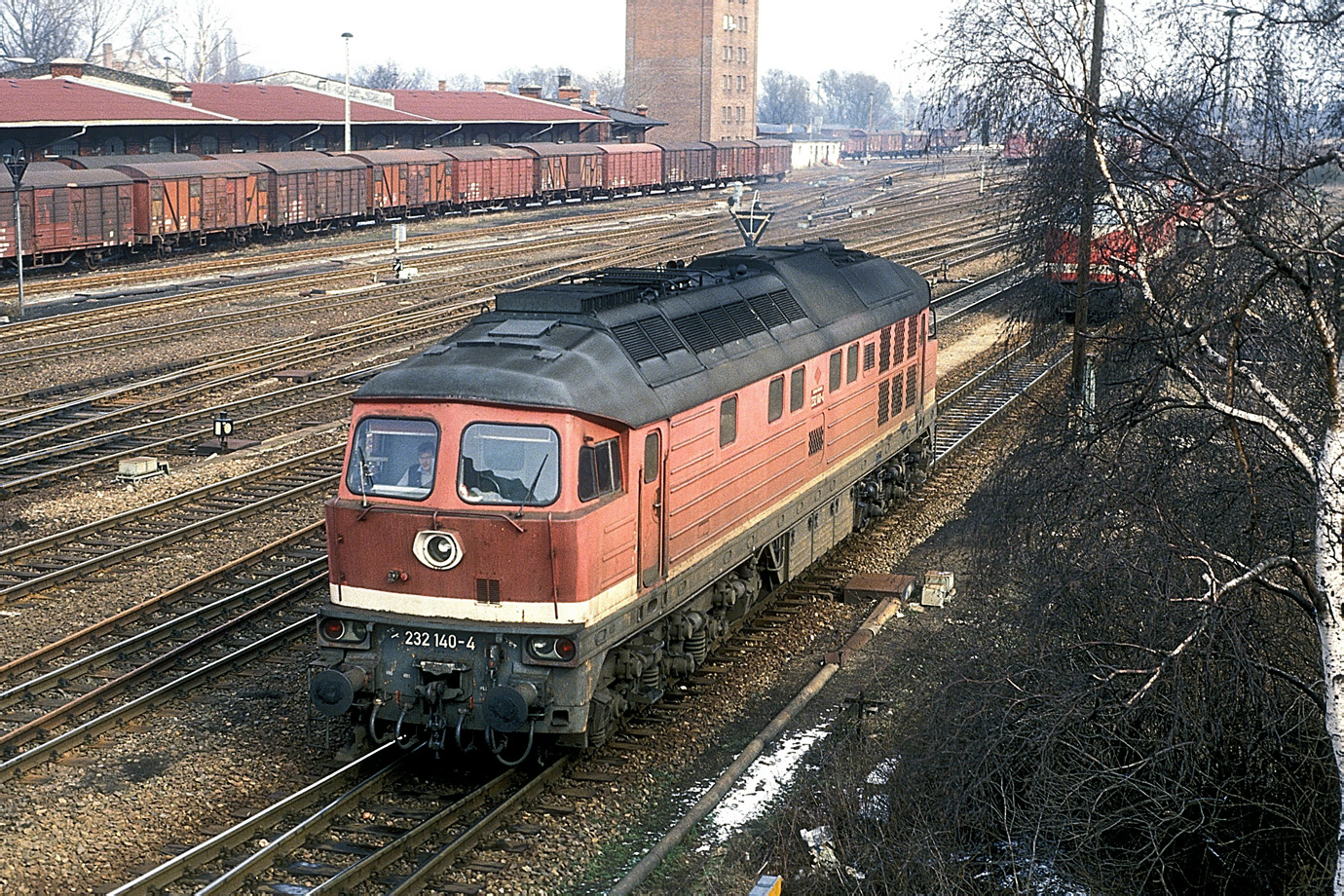 232 140-4