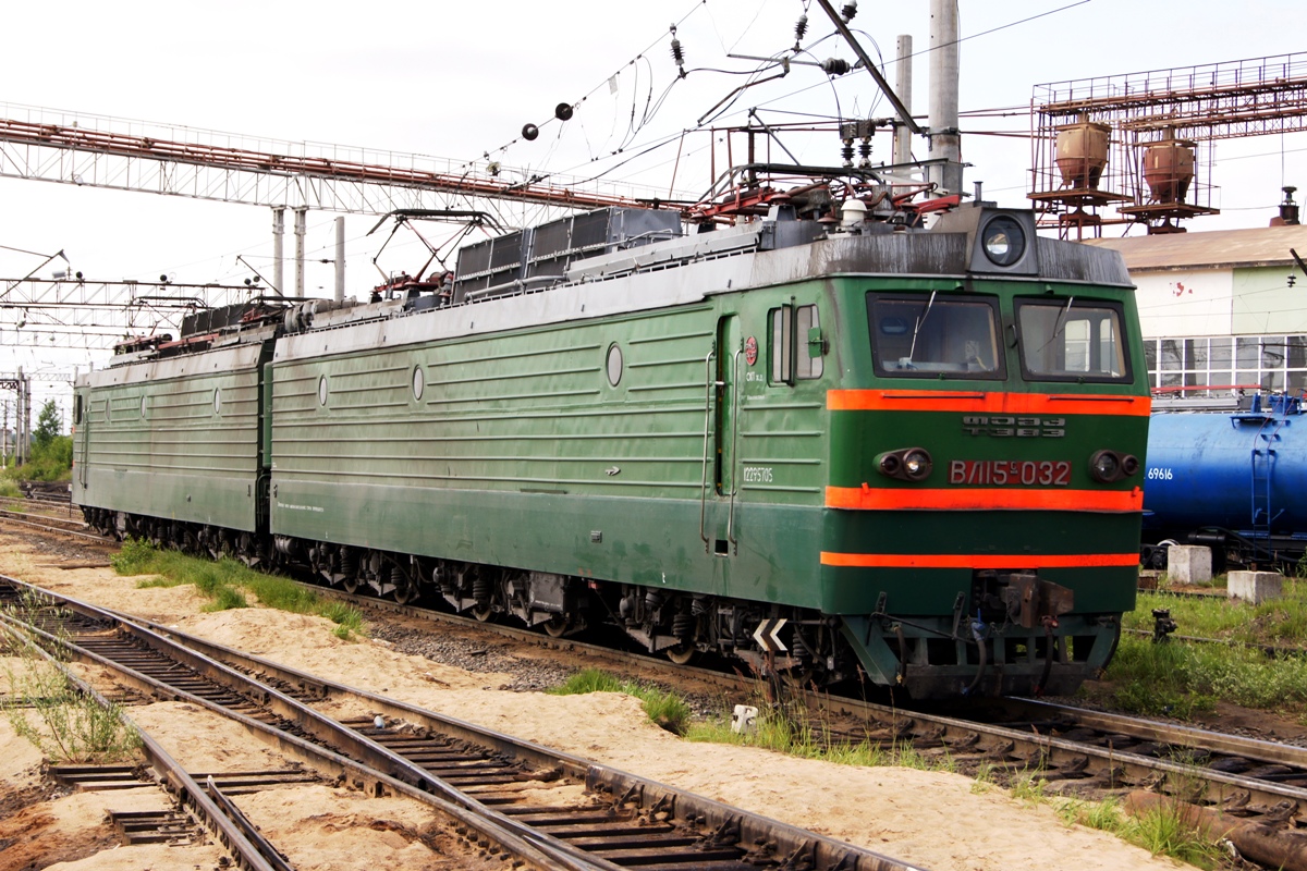 ВЛ15С-032