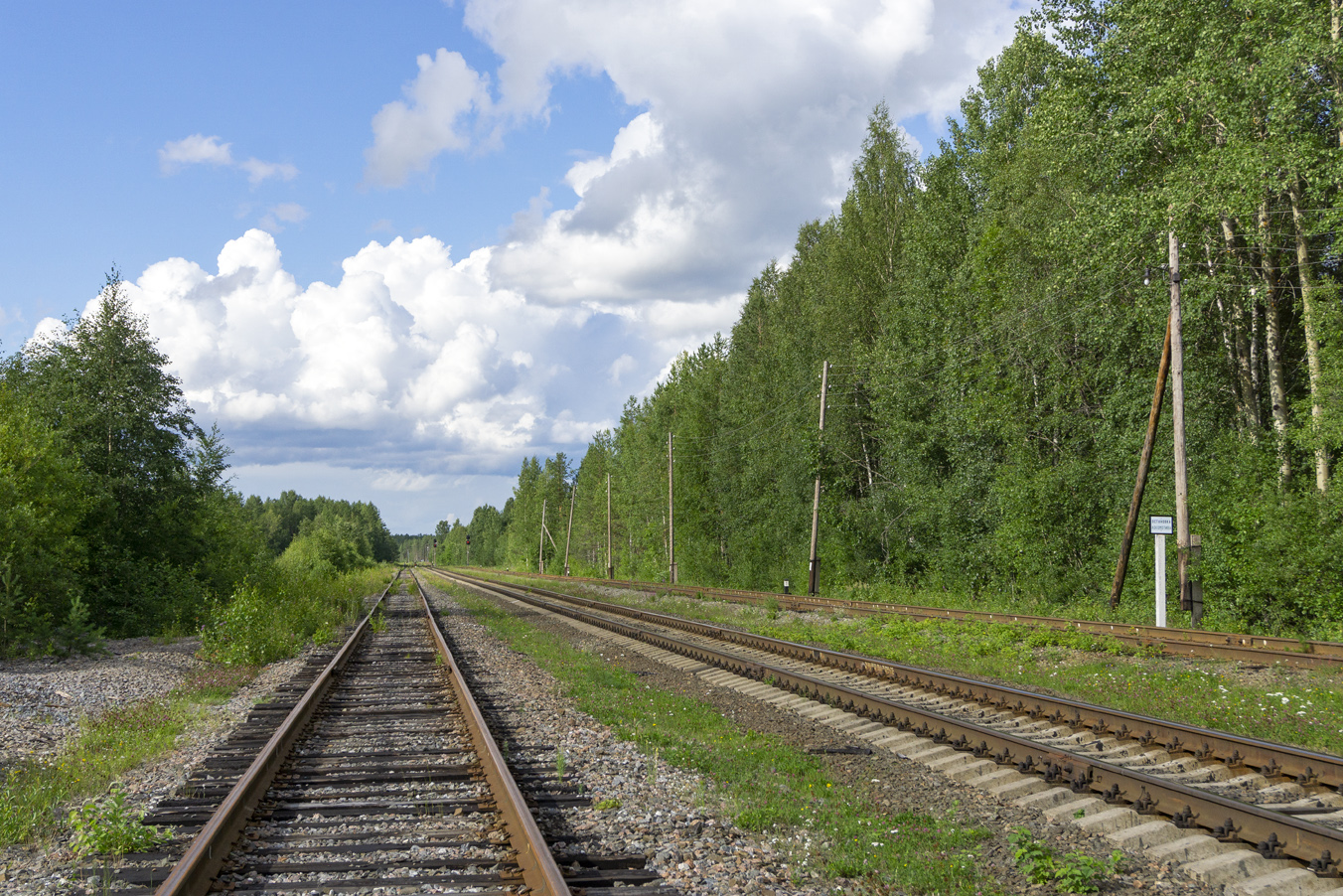 October Railway &mdash; Stations & ways