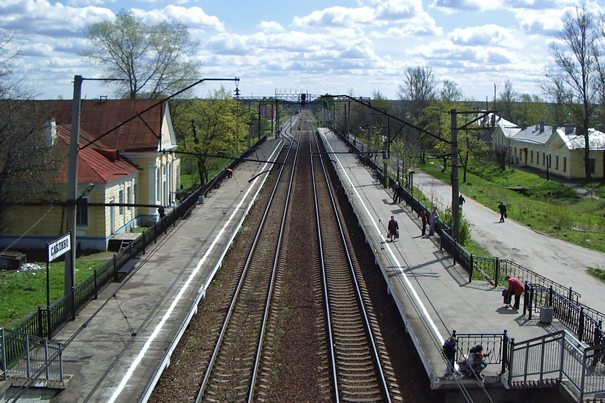 Oktobarska željeznica &mdash; Stations & ways